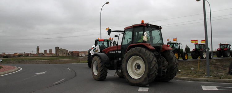 UCCL organiza una tractorada en Ávila este jueves