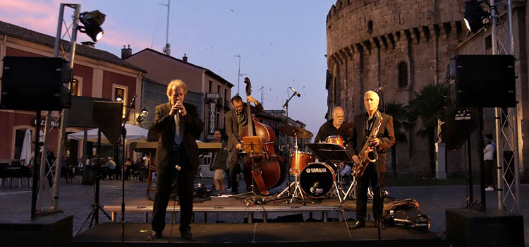La Primera Semana Internacional de Jazz se celebra en Ávila hasta el 3 de julio