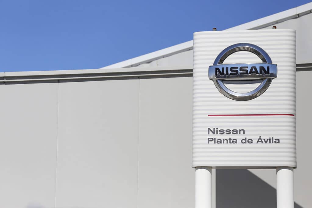 Cierre Nissan II